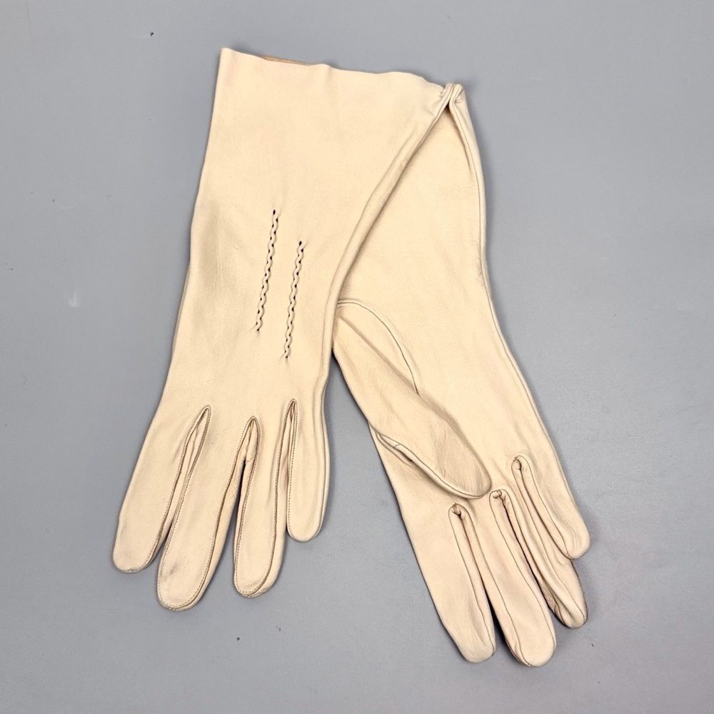 Vintage Deerskin Leather Gloves Cream Color size 7 Unlined